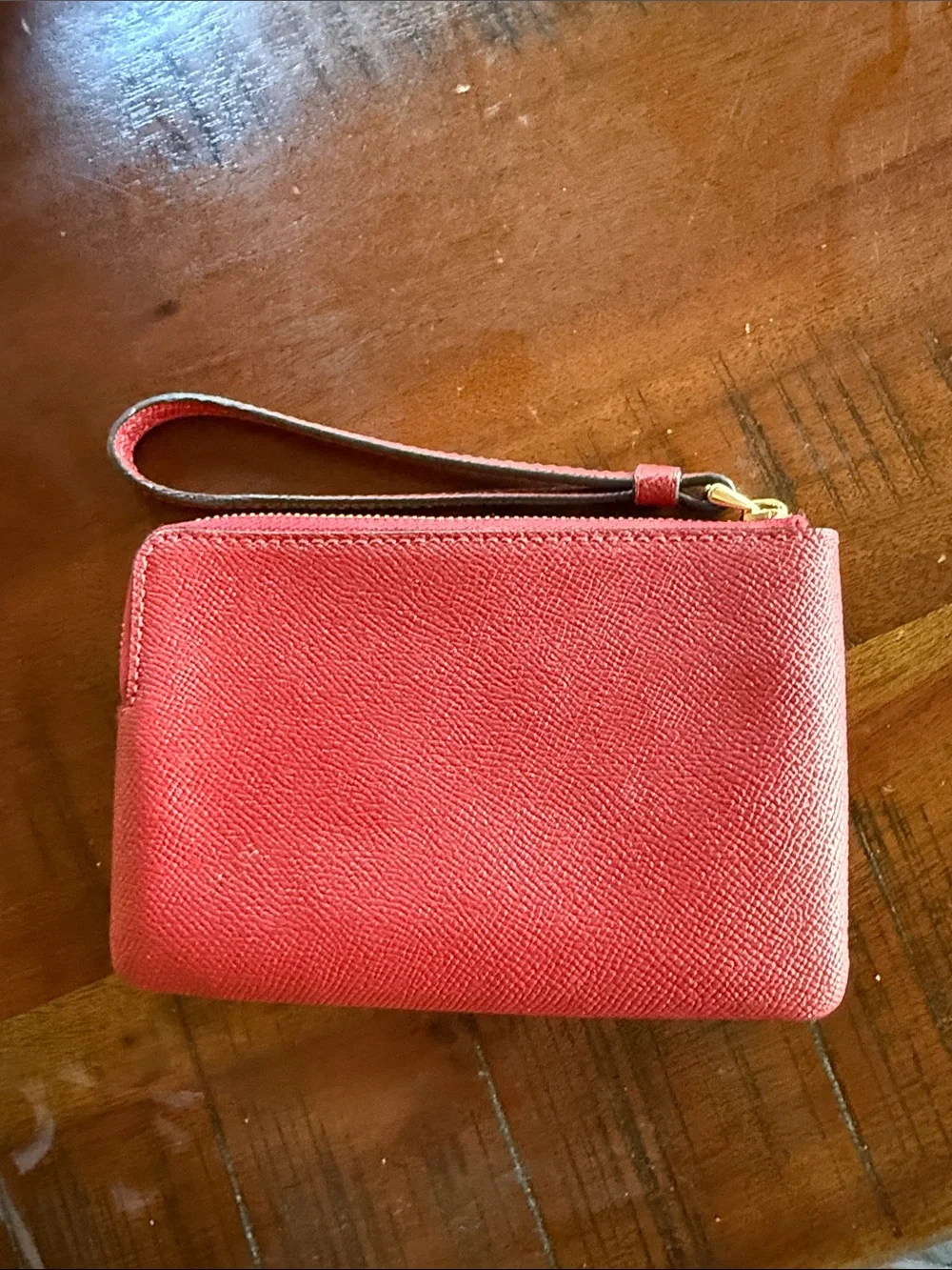 Coach Red Leather Wristlet great condition brand new ❤️❤️
